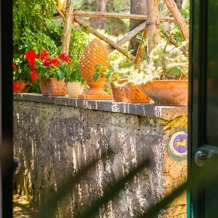 Ada Nyaraló Sorrento