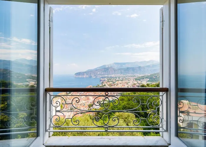 Ada * Sorrento